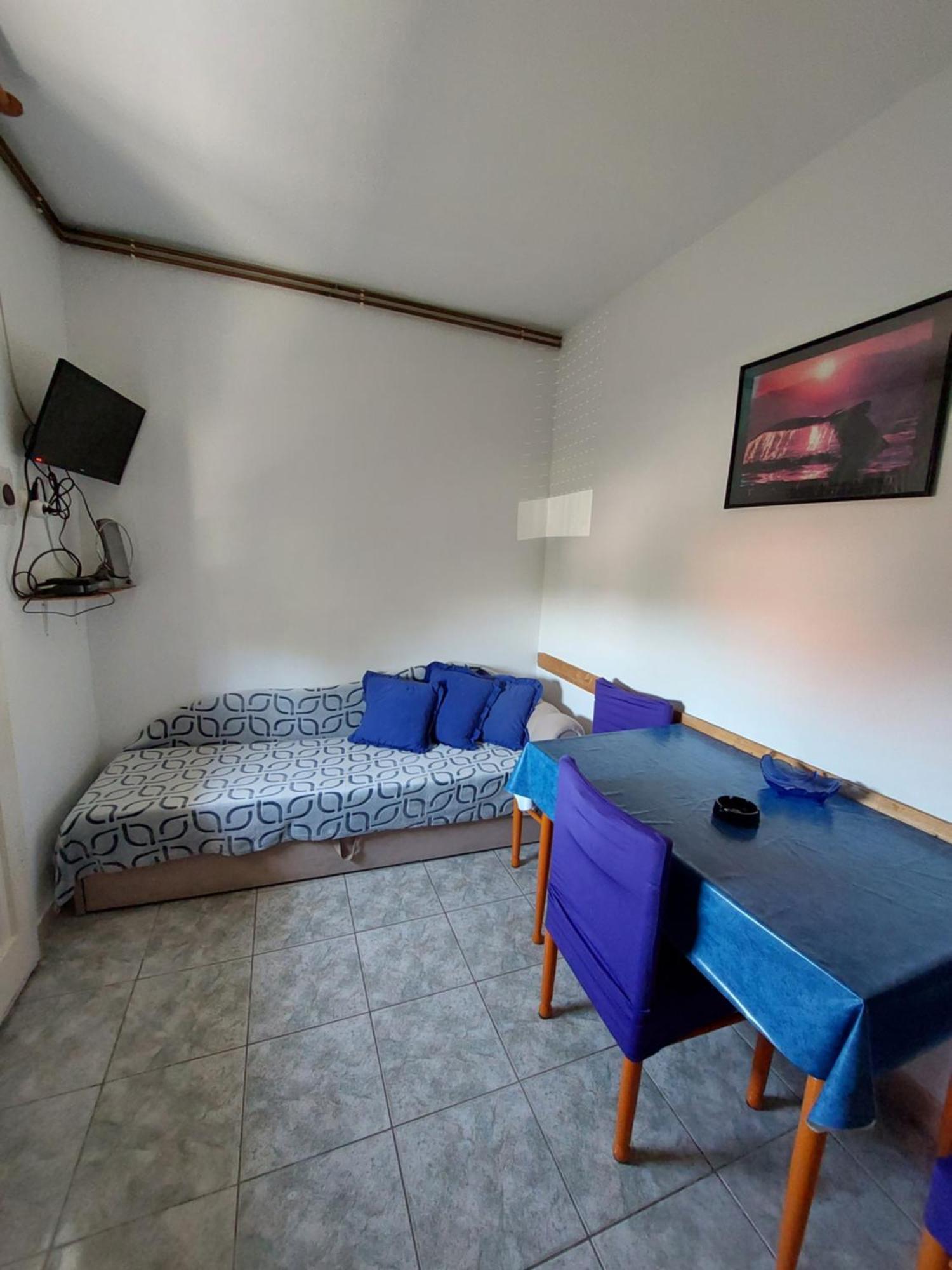Apartments Drazica Krk Town Rum bild